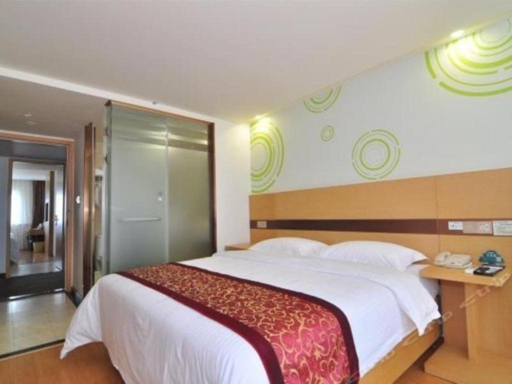 Greentree Inn Zhejiang Ningbo South Railway Station Express Hotel Exterior photo